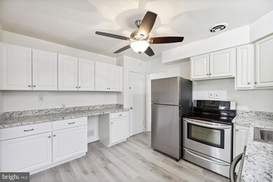 2106 Iverson St, Temple Hills, MD 20748 - photo 4