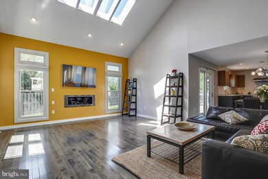 2118 Robin Way Ct, Vienna, VA 22182 - photo 7