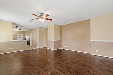 5425 Jefferson St, Pearland, TX 77584 - photo 4
