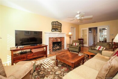 12428 Angel Oak Dr, Huntersville, NC 28078 - photo 3