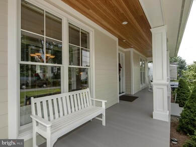 4536 Windsor Ln, Bethesda, MD 20814 - photo 2