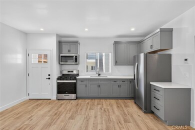 14732 Gilmore St unit 2, Van Nuys, CA 91411 - photo 5