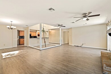 8619 Wildforest Dr, Houston, TX 77088 - photo 5