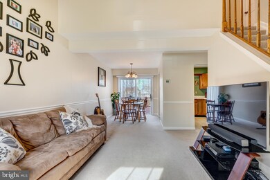 6820 Littlewood Ct, Sykesville, MD 21784 - photo 2