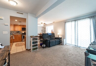 36 Meadow Pond Dr unit K, Leominster, MA 01453 - photo 2