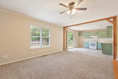 910 N 2nd St, Jenks, OK 74037 - photo 4
