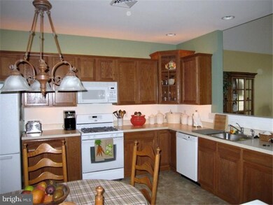 1094 Burgundy Cir, Pennsburg, PA 18073 - photo 6