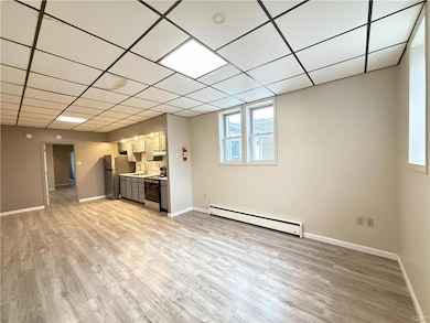 Living/Dining Area