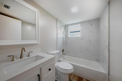 917 Flanders T, Delray Beach, FL 33484 - photo 6