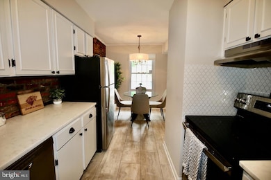 5918 Prince George Dr unit 313, Springfield, VA 22152 - photo 5