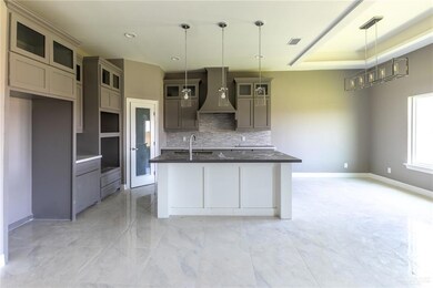 602 W Smith Dr, Pharr, TX 78577 - photo 5