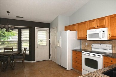 12352 Driftstone Dr, Fishers, IN 46037 - photo 6