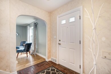 1619 Harding Ave, Lansing, MI 48910 - photo 5