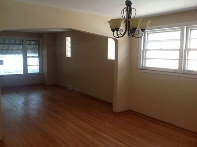 6141 N Fairfield Ave, Chicago, IL 60659 - photo 5