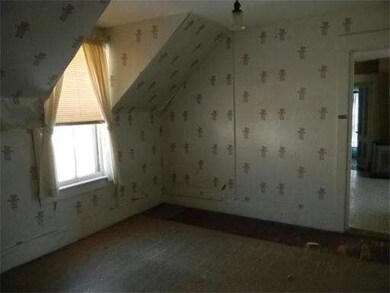 24 Shelter St, Orange, MA 01364 - photo 3