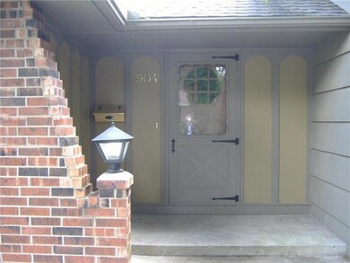 904 NW 10th St, Blue Springs, MO 64015 - photo 3