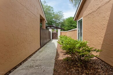 004_Entryway