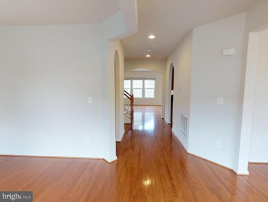 11914 Chestnut Branch Way, Clarksburg, MD 20871 - photo 3