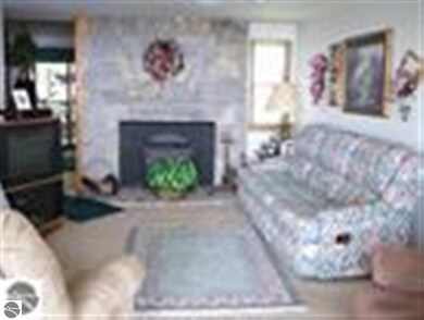 64 N Huron Rd, Au Gres, MI 48703 - photo 2