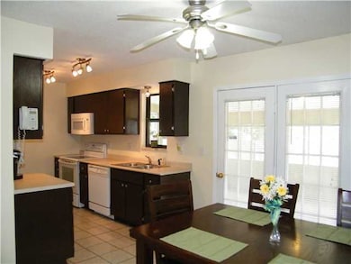 3034 Falcon Bridge Dr, Columbus, OH 43232 - photo 4