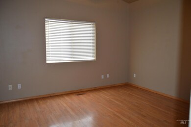 1704 S Woodland Dr, Nampa, ID 83686 - photo 6