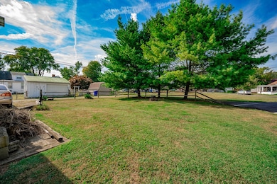 235 E 7th St, Chillicothe, OH 45601 - photo 7