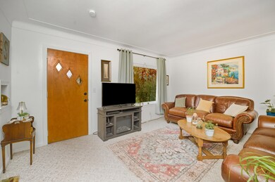 3426 Ash St, Kalamazoo, MI 49001 - photo 4