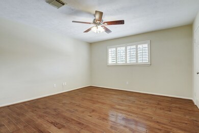 10270 Briar Forest Dr unit 257, Houston, TX 77042 - photo 7