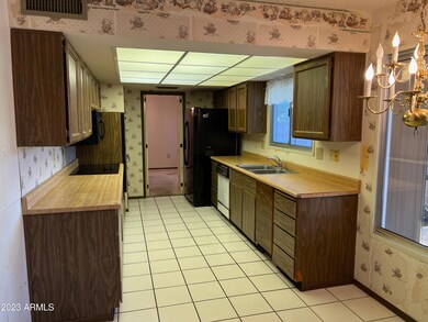 9707 W Terrace Ln, Sun City, AZ 85373 - photo 6