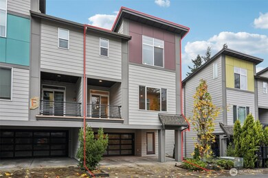 13724 Ash Way unit F-3, Everett, WA 98204 - photo 2