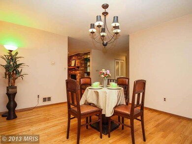 6359 Lakeview Dr, Falls Church, VA 22041 - photo 7