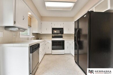 13013 Fowler Cir, Omaha, NE 68164 - photo 6