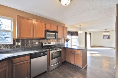 6621 Warriner Way-00100