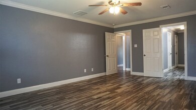 11042 Heather Trail Dr, Houston, TX 77075 - photo 4