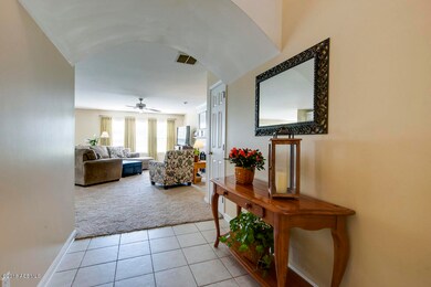 4 foyer