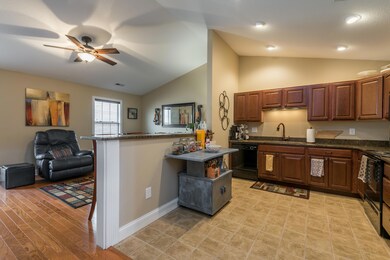5801MetropolitanWay-8