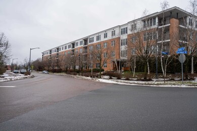 370 Farrell St unit 114, South Burlington, VT 05403 - photo 2