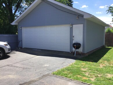 80 Elizabeth St, Wilkes Barre, PA 18702 - photo 6