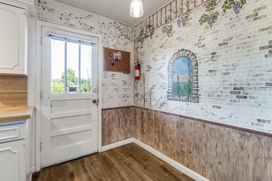 7931 Royal Ln unit 215G, Dallas, TX 75230 - photo 6