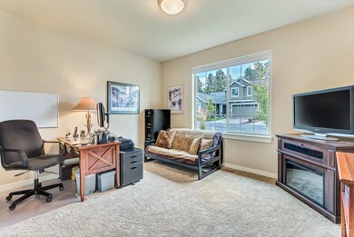 60436 Hedgewood Ln, Bend, OR 97702 - photo 4
