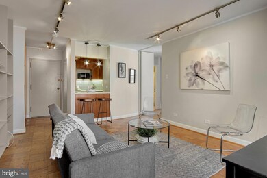 The Newport unit 807, Washington, DC 20036 - photo 6