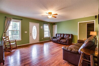 715 Mountain View Church Rd, Asheboro, NC 27205 - photo 5