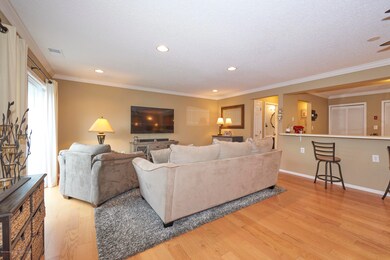 38 Phoenix Ct, Tinton Falls, NJ 07712 - photo 4