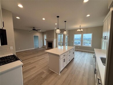 311 Mulberry Dr, Raymore, MO 64083 - photo 3