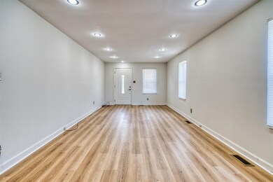 203 Wilson Ave, Auburn, KY 42206 - photo 3