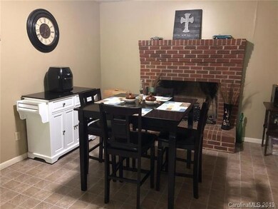 160 Crosswhite Ln unit 3&4, Statesville, NC 28625 - photo 5