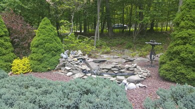 155 Arbutus Ln, Milford, PA 18337 - photo 6