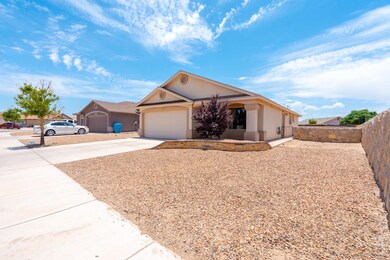 11512 Flor Liatris Dr, Socorro, TX 79927 - photo 3
