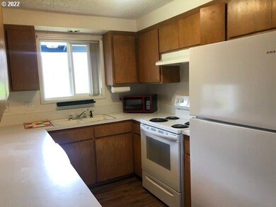 6659 N Fork Siuslaw Rd, Florence, OR 97439 - photo 5