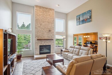 4809 Saint Andrews Ct, Ann Arbor, MI 48108 - photo 2